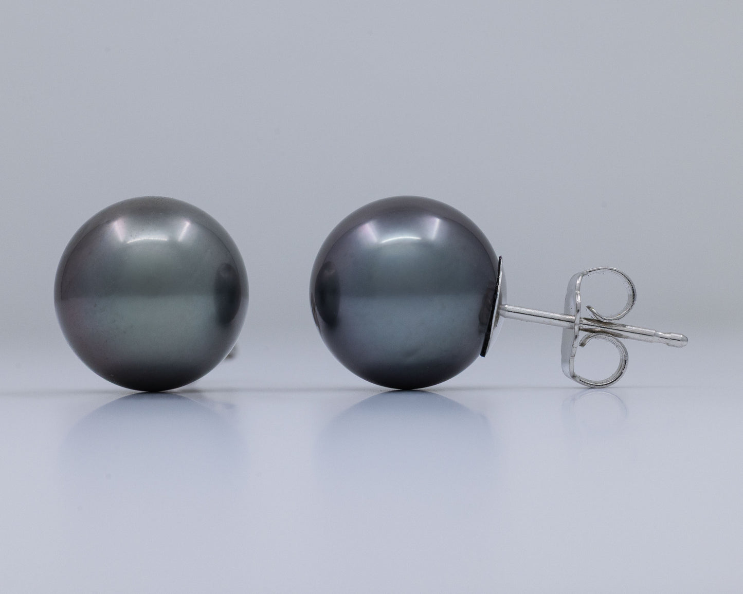 14k White Gold Tahitian Pearl Stud Earrings